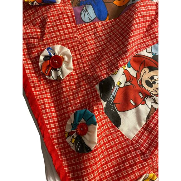 Vintagecore Handmade Disney Character Tree Skirt Patchwork Red 48" - Picture 3 of 7